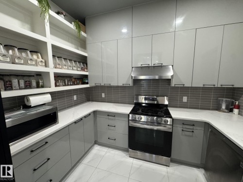 Kitchen - 2123 18 Avenue, Edmonton, AB 