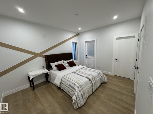 Bedroom - 2123 18 Avenue, Edmonton, AB 