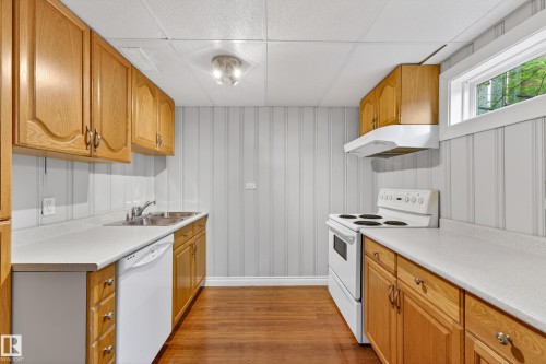13619 109 Avenue, Edmonton, AB 