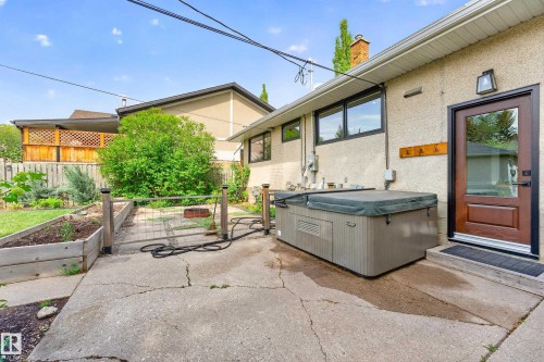 13619 109 Avenue, Edmonton, AB 