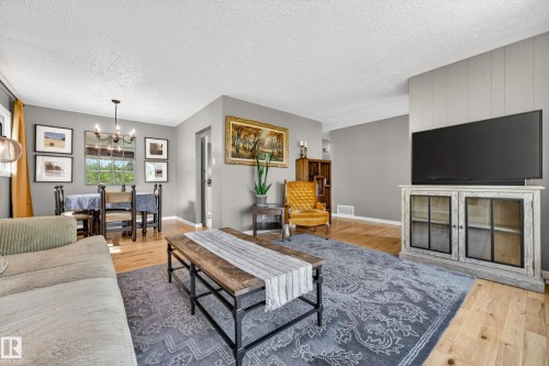 13619 109 Avenue, Edmonton, AB 