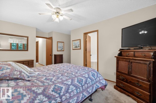 104 Waygood Road, Edmonton, AB 