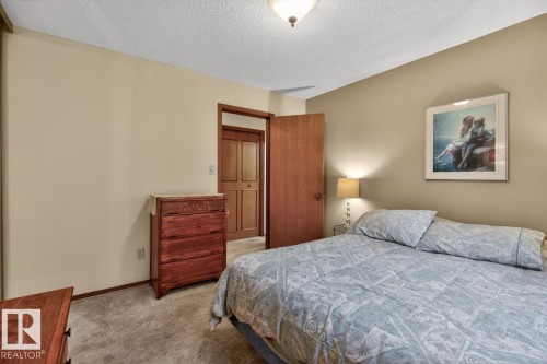 104 Waygood Road, Edmonton, AB 