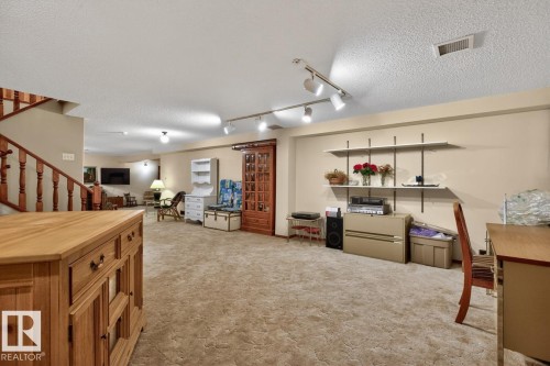 104 Waygood Road, Edmonton, AB 