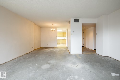 402 11027 87 Avenue, Edmonton, AB 