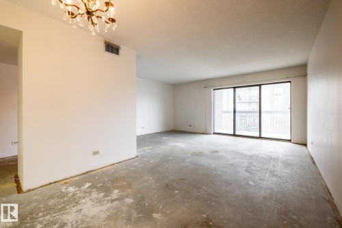 402 11027 87 Avenue, Edmonton, AB 