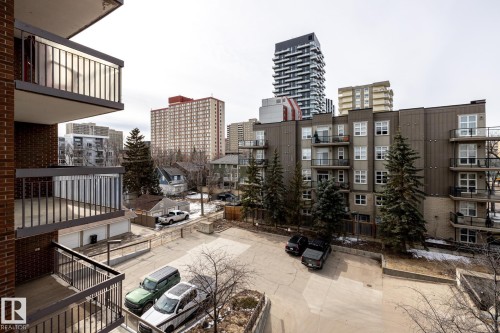 402 11027 87 Avenue, Edmonton, AB 