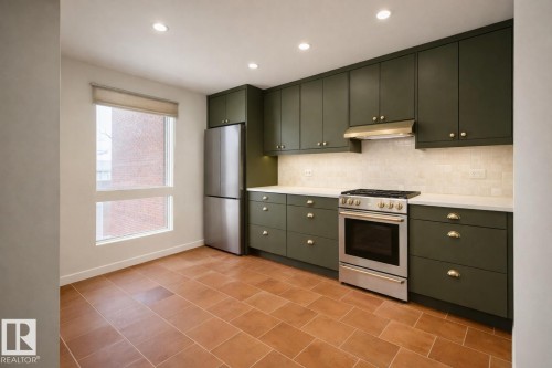 402 11027 87 Avenue, Edmonton, AB 