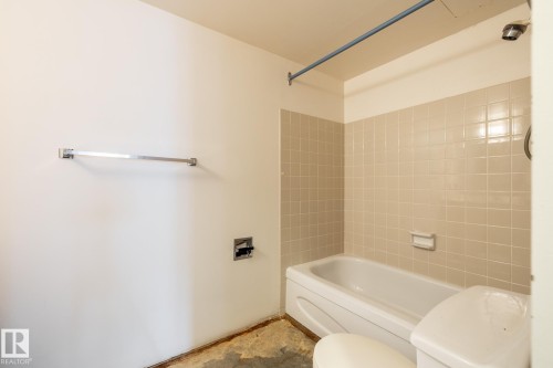 402 11027 87 Avenue, Edmonton, AB 
