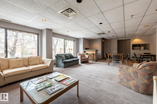402 11027 87 Avenue, Edmonton, AB 