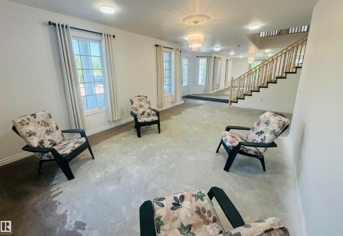 553 11207 Twp R 564, Rural St. Paul County, AB - Indoor Photo Showing Other Room