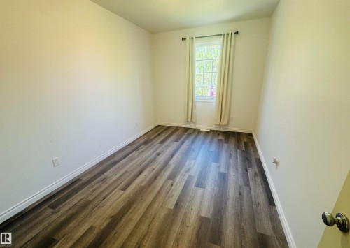 553 11207 Twp R 564, Rural St. Paul County, AB - Indoor Photo Showing Other Room