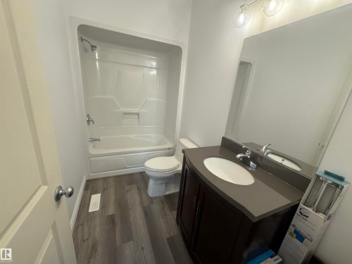 553 11207 Twp R 564, Rural St. Paul County, AB - Indoor Photo Showing Bathroom