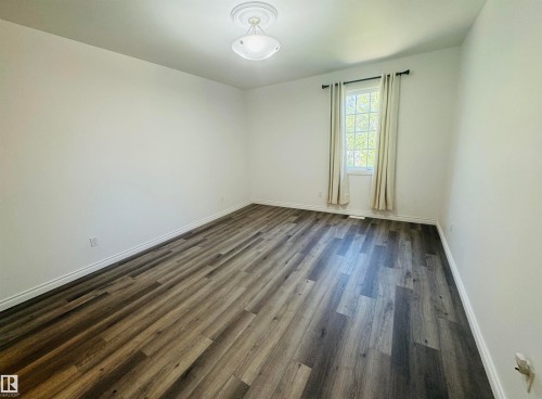 553 11207 Twp R 564, Rural St. Paul County, AB - Indoor Photo Showing Other Room