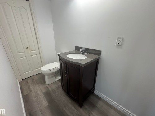 553 11207 Twp R 564, Rural St. Paul County, AB - Indoor Photo Showing Bathroom