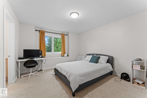 11840 122 Street, Edmonton, AB 