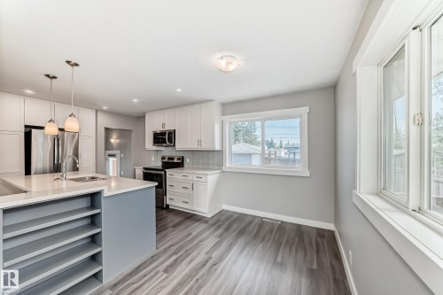 10521 163 Street, Edmonton, AB 