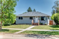 10521 163 Street  Edmonton, AB T5P 3P2