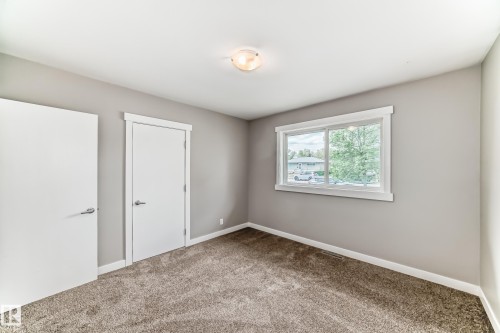 10521 163 Street, Edmonton, AB 