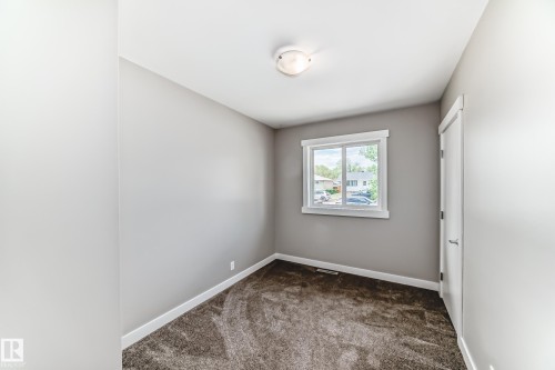 10521 163 Street, Edmonton, AB 