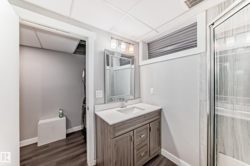 10521 163 Street, Edmonton, AB 