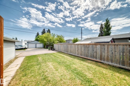 10521 163 Street, Edmonton, AB 