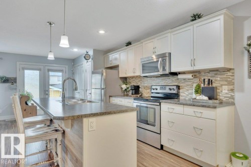 127 Kirpatrick Link, Leduc, AB 