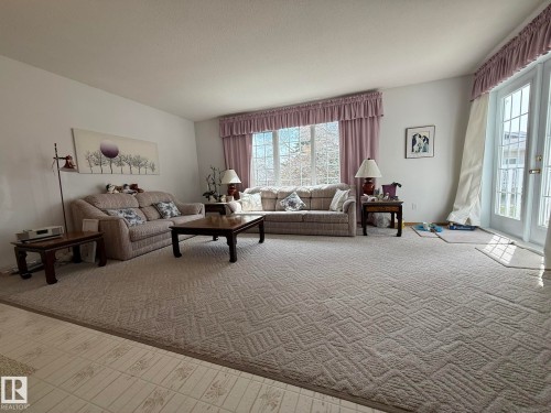 Living room - 102 4610 50 Avenue, Stony Plain, AB 