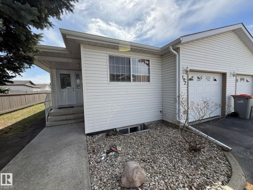 102 4610 50 Avenue  Stony Plain, AB T7Z 1P4