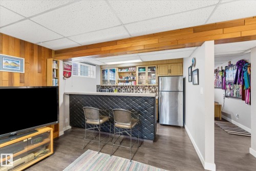 11331 25 Avenue, Edmonton, AB 