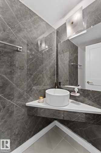 202 7815 159 Street, Edmonton, AB - Indoor Photo Showing Bathroom