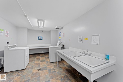 202 7815 159 Street, Edmonton, AB - Indoor Photo Showing Laundry Room