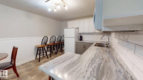 5501 46 Avenue, Drayton Valley, AB 
