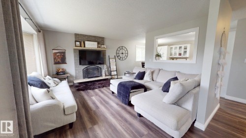 5501 46 Avenue, Drayton Valley, AB 