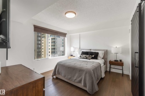 802 10046 117 Street, Edmonton, AB - Indoor Photo Showing Bedroom