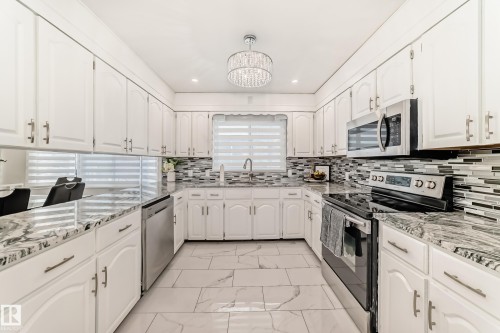 9815 159 Avenue, Edmonton, AB 