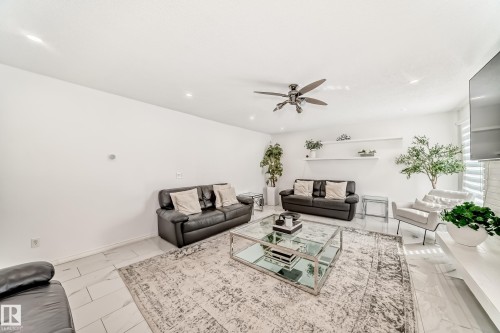 9815 159 Avenue, Edmonton, AB 