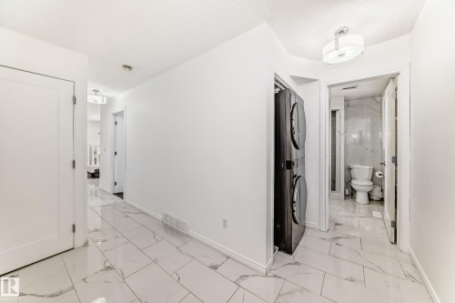 9815 159 Avenue, Edmonton, AB 