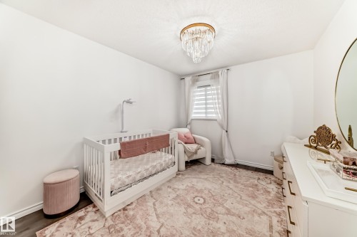 9815 159 Avenue, Edmonton, AB 