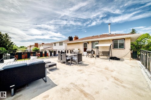 9815 159 Avenue, Edmonton, AB 
