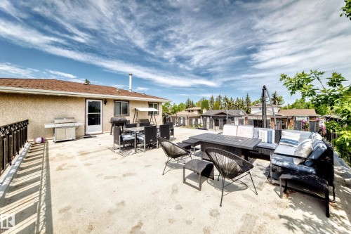 9815 159 Avenue, Edmonton, AB 