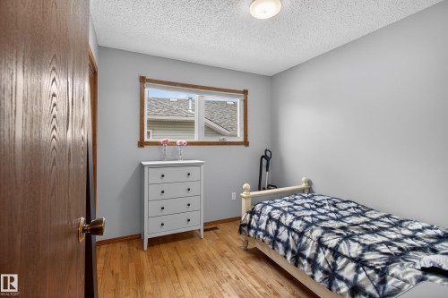 5329 65 St, Redwater, AB 