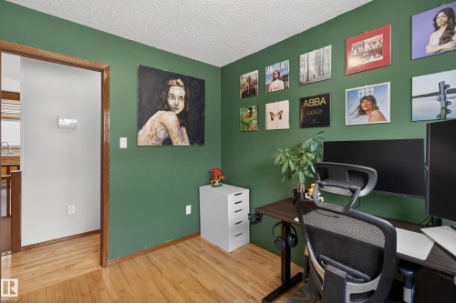 5329 65 St, Redwater, AB 