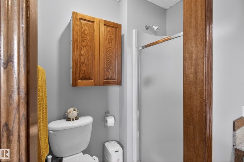 5329 65 St, Redwater, AB 