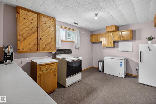 5329 65 St, Redwater, AB 