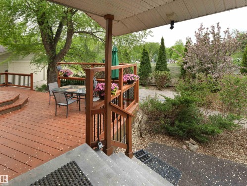 11131 75 Avenue, Edmonton, AB 