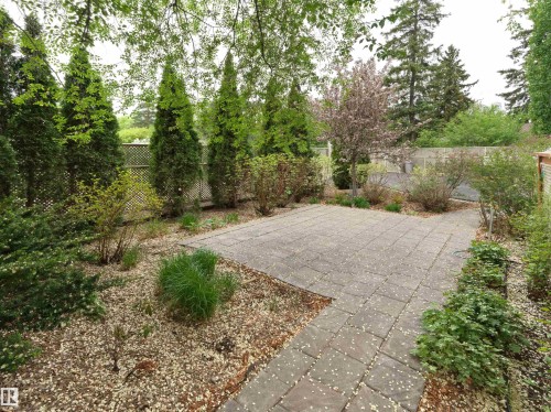 11131 75 Avenue, Edmonton, AB 