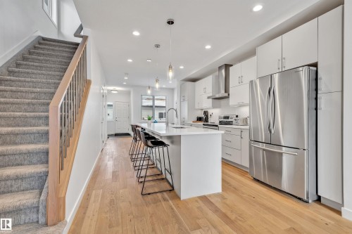 7944 81 Avenue, Edmonton, AB 