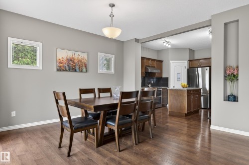 9515 221 Street, Edmonton, AB 