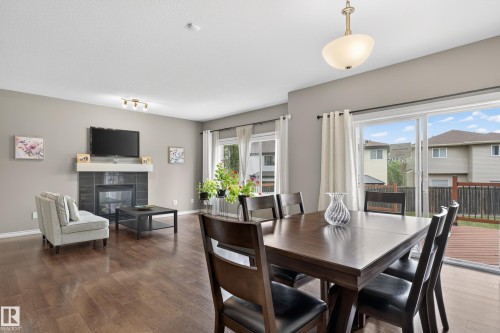9515 221 Street, Edmonton, AB 